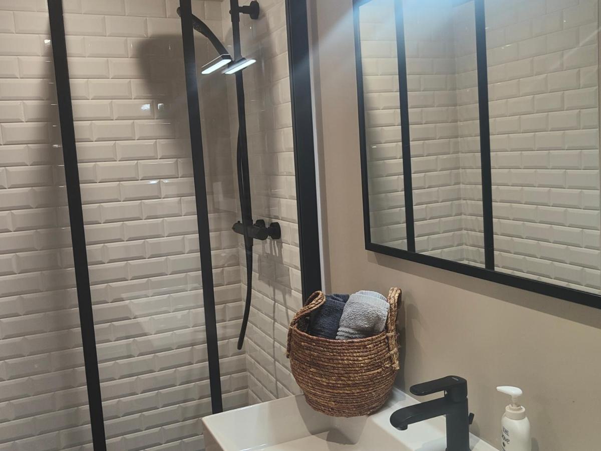 Appart Halo Et Duplex Les Filles Dinan Dış mekan fotoğraf